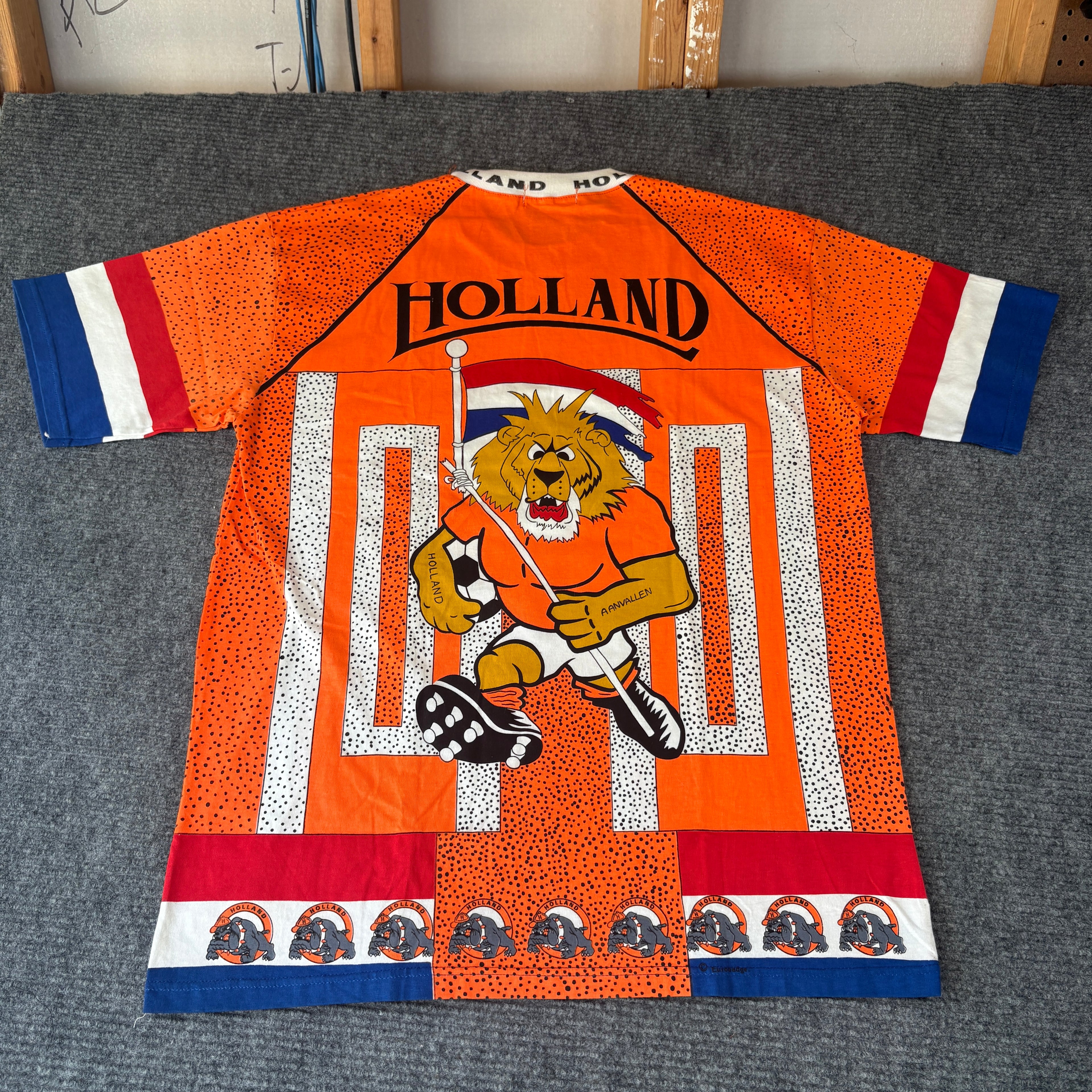 90s Holland Orange Lions AOP XL