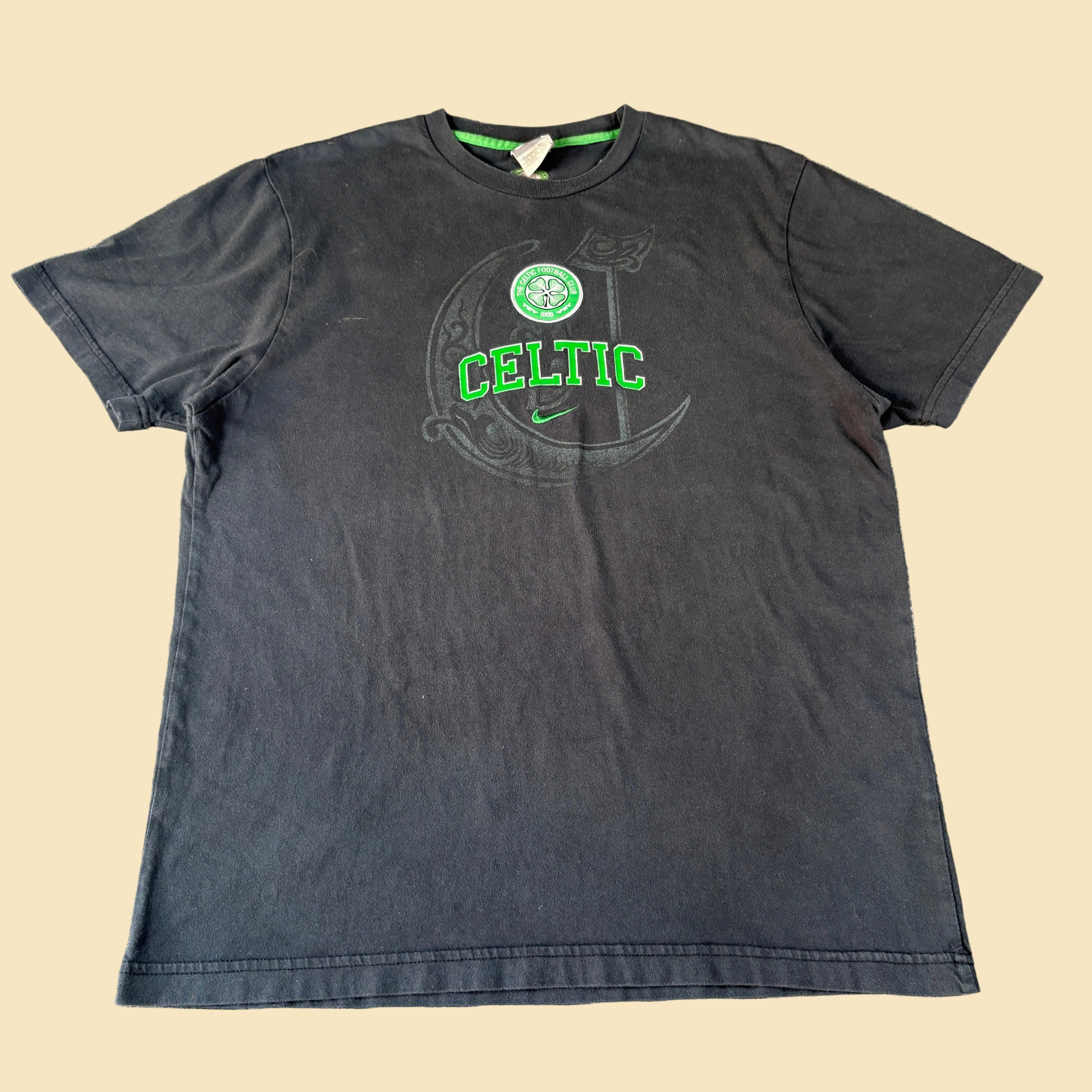 2000s Nike Celtic Tee L