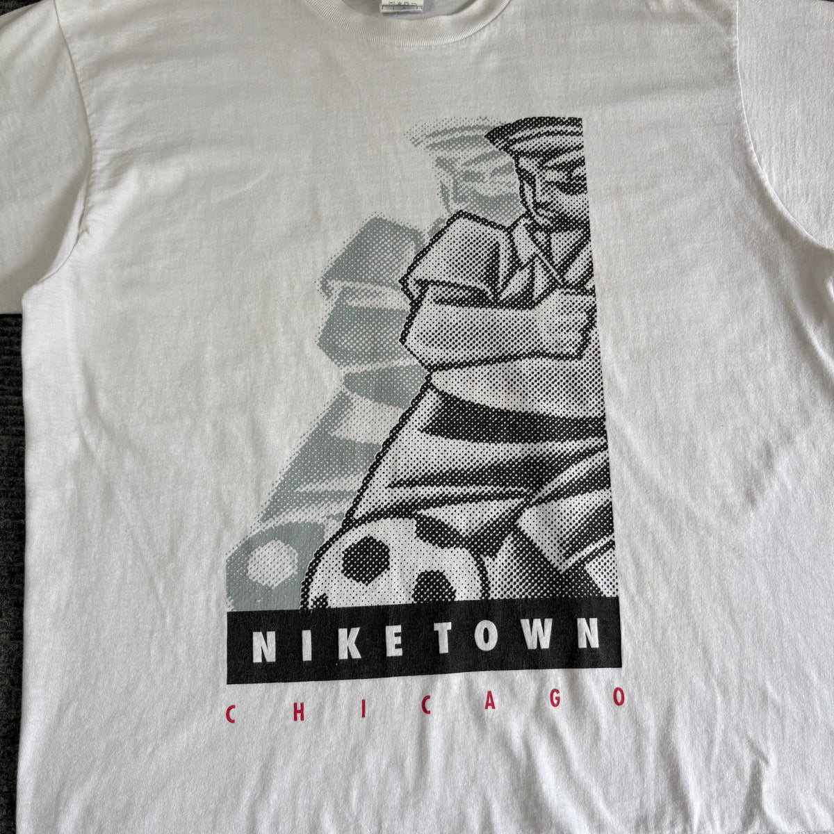Vintage Nike Soccer Niketown Chicago Large