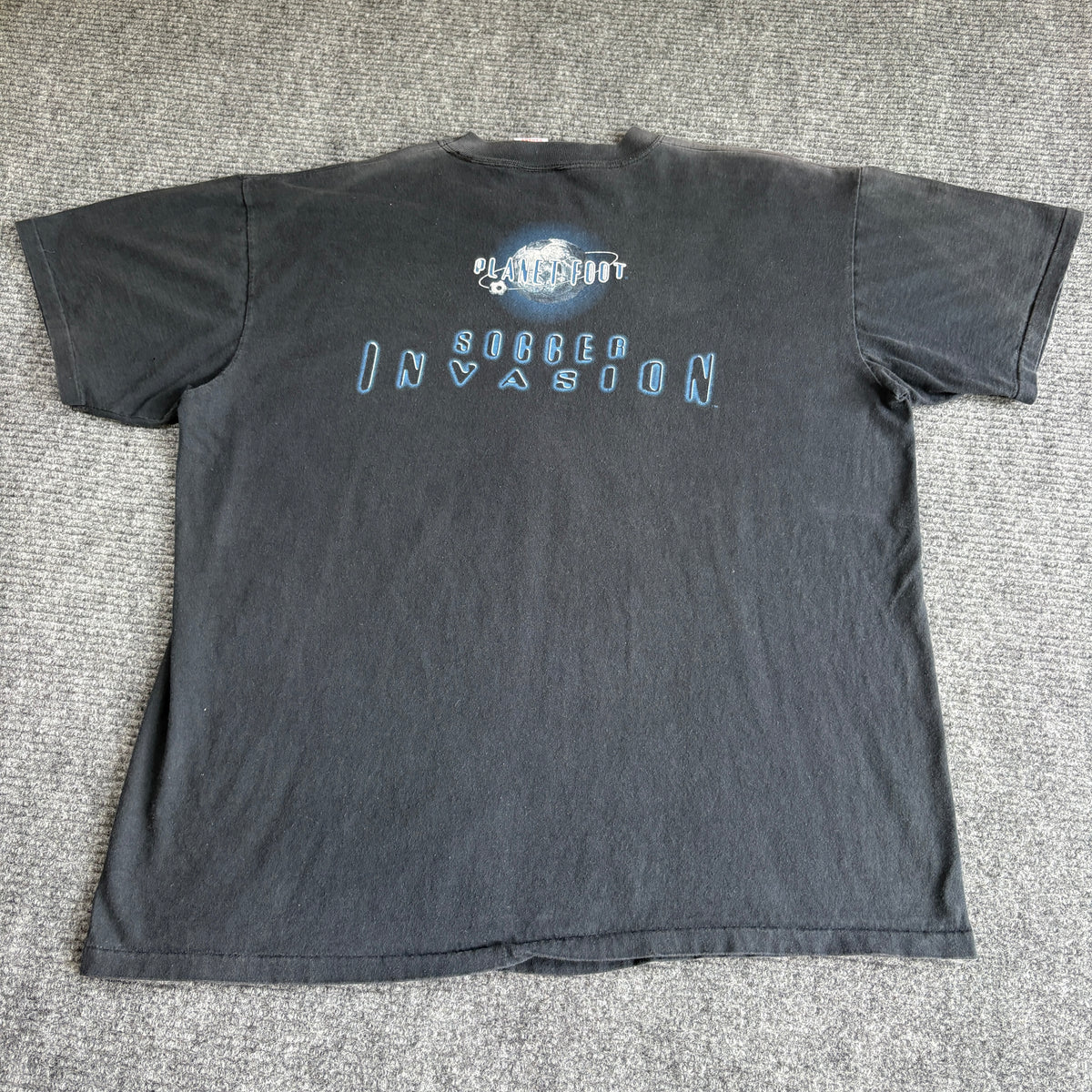 Vintage Alien Soccer Tee XL