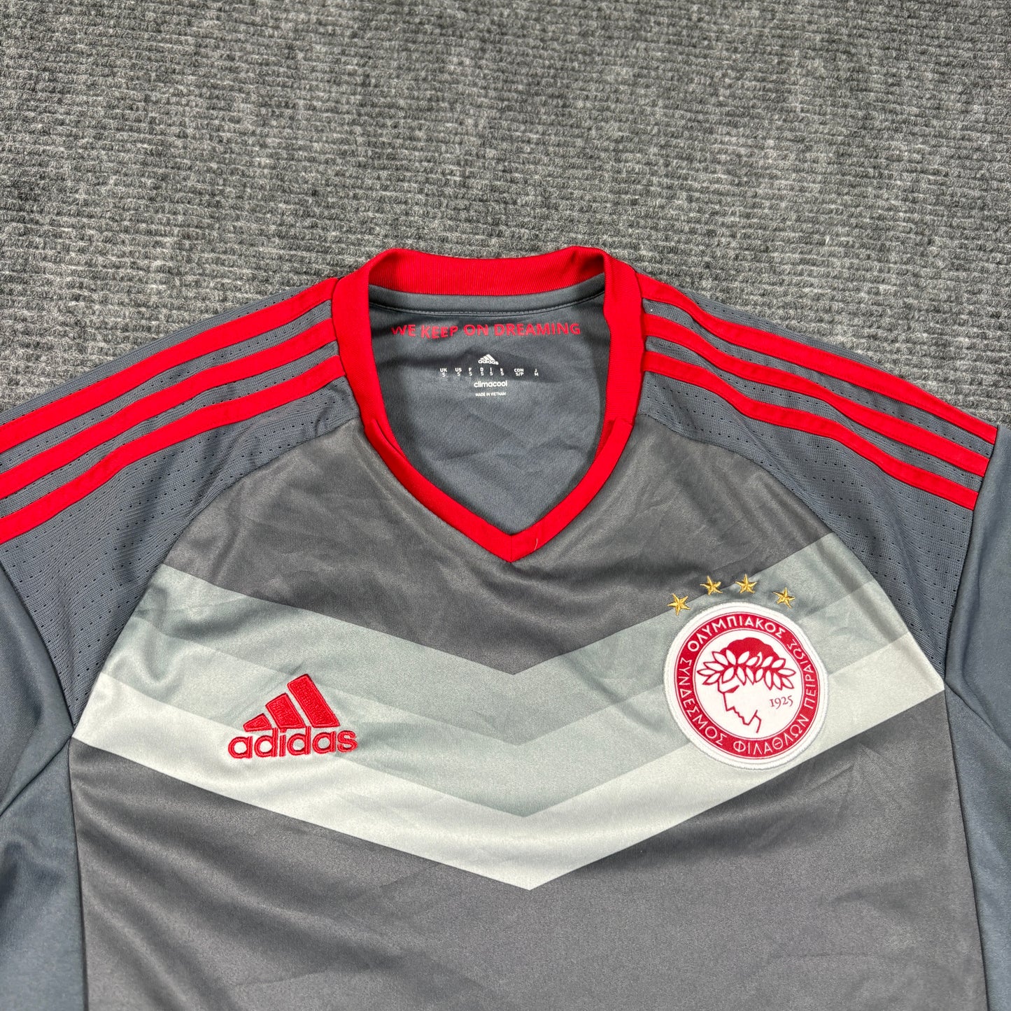 2016-2017 Olympiakos Away Kit Small